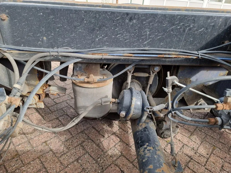 Semi-remorque porte-conteneur/ Caisse mobile SNF 10FT - 2x20FT - 40FT - 45FT: photos 11