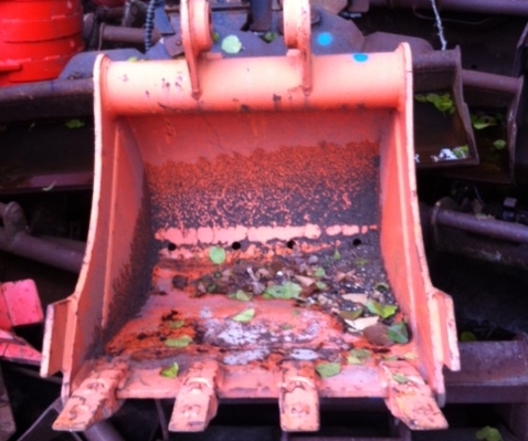 - Godet pour Mini pelle: photos 5 - Godet pour Mini pelle: photos 5