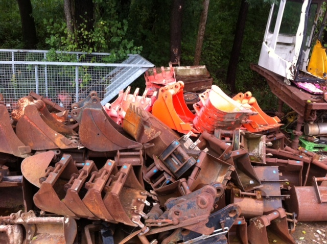 - Godet pour Mini pelle: photos 4 - Godet pour Mini pelle: photos 4