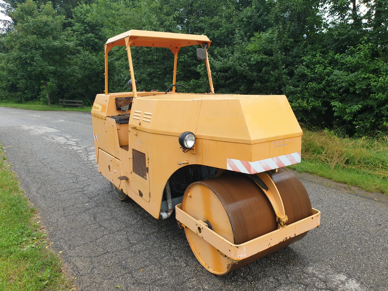- Compacteur: photos 3 - Compacteur: photos 3