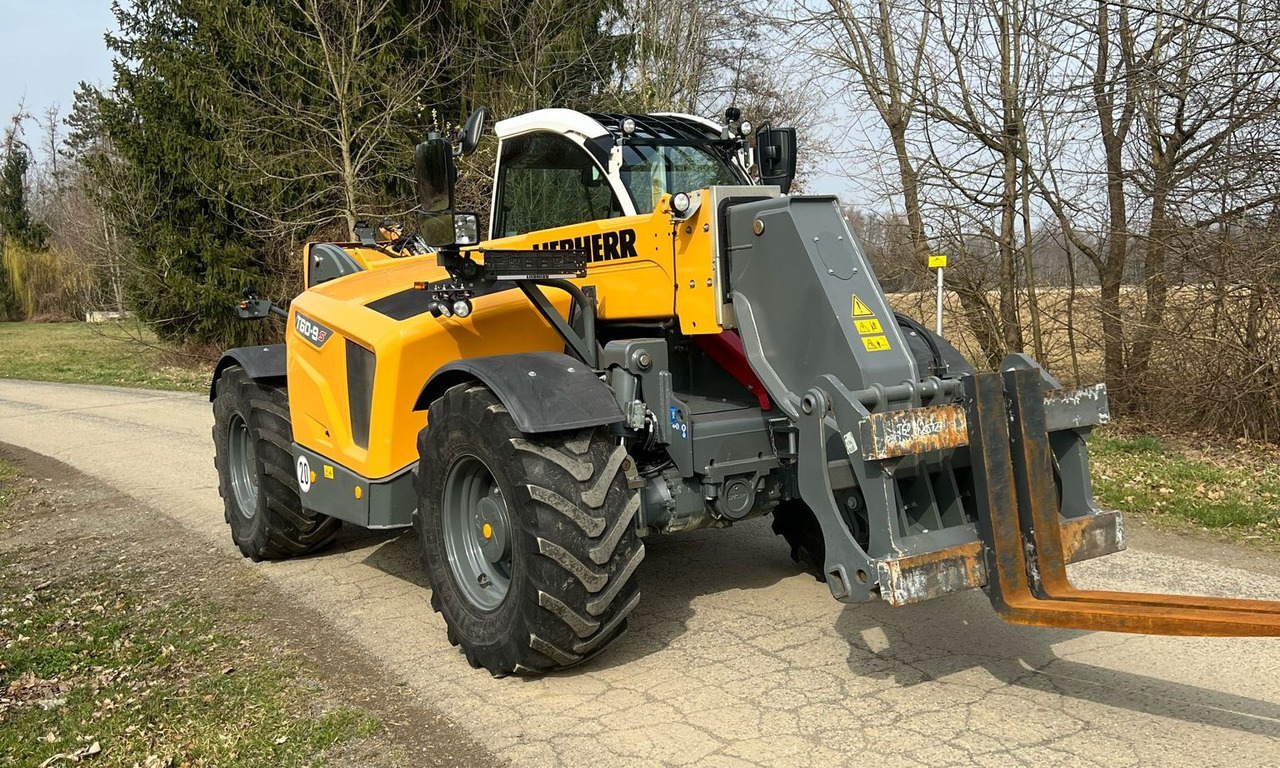 LIEBHERR T 60-9s - Chargeuse sur pneus télescopique: photos 3 LIEBHERR T 60-9s - Chargeuse sur pneus télescopique: photos 3