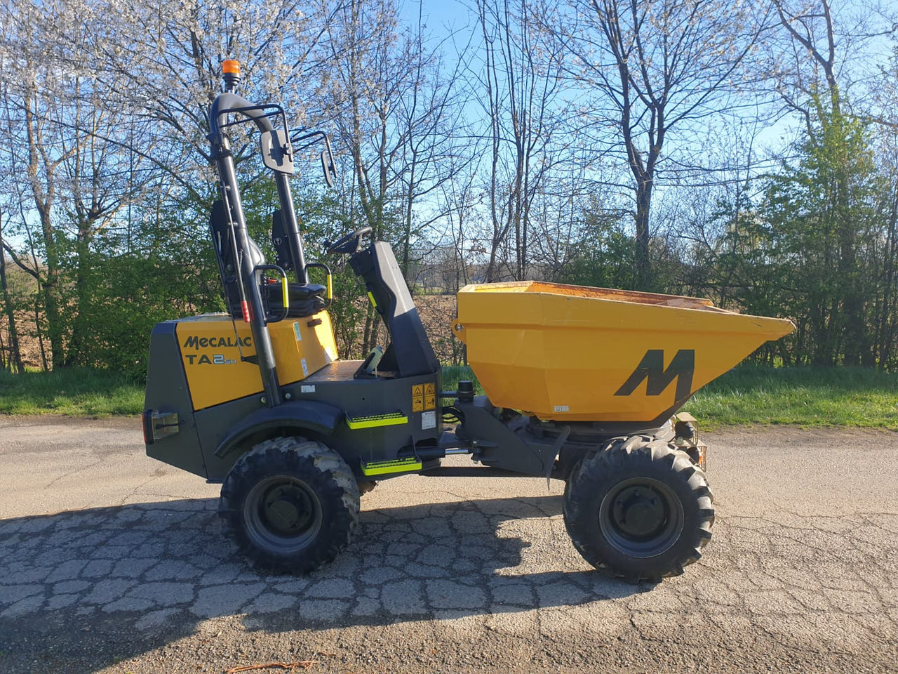 MECALAC TA 2 sh - Tombereau: photos 3 MECALAC TA 2 sh - Tombereau: photos 3