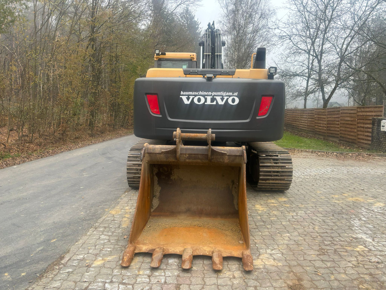 Pelle sur chenille Volvo EC 220 DL: photos 6