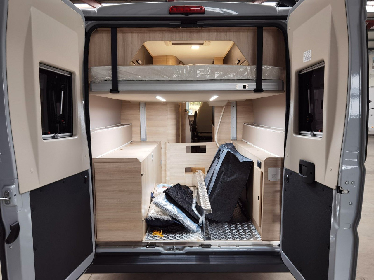 Fourgon aménagé Chausson V690 SPORT LINE / -2026- / XXL-HUBBETT E-BIKE GA: photos 11