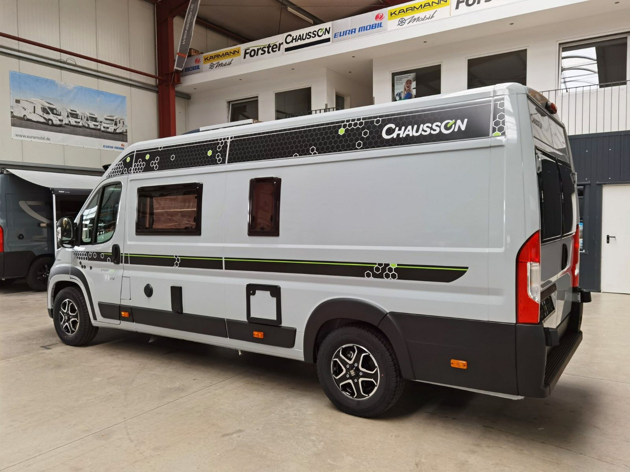 Chausson V690 SPORT LINE / -2026- / XXL-HUBBETT E-BIKE GA - Fourgon aménagé: photos 5 Chausson V690 SPORT LINE / -2026- / XXL-HUBBETT E-BIKE GA - Fourgon aménagé: photos 5