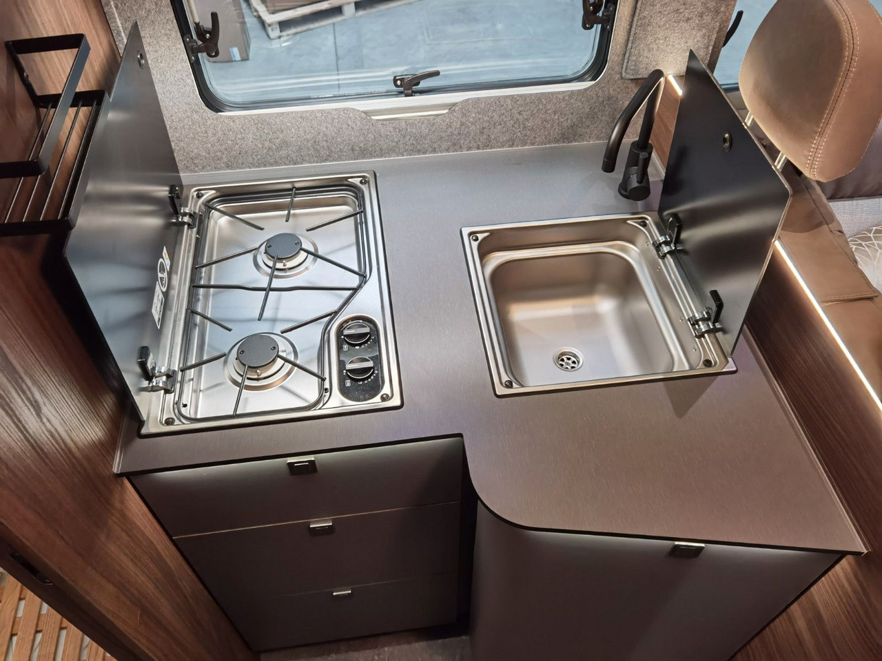 Camping-car intégral Eura Mobil INTEGRA LINE 720 EB /-2026-/180-8G/ EINZELBETTEN: photos 17