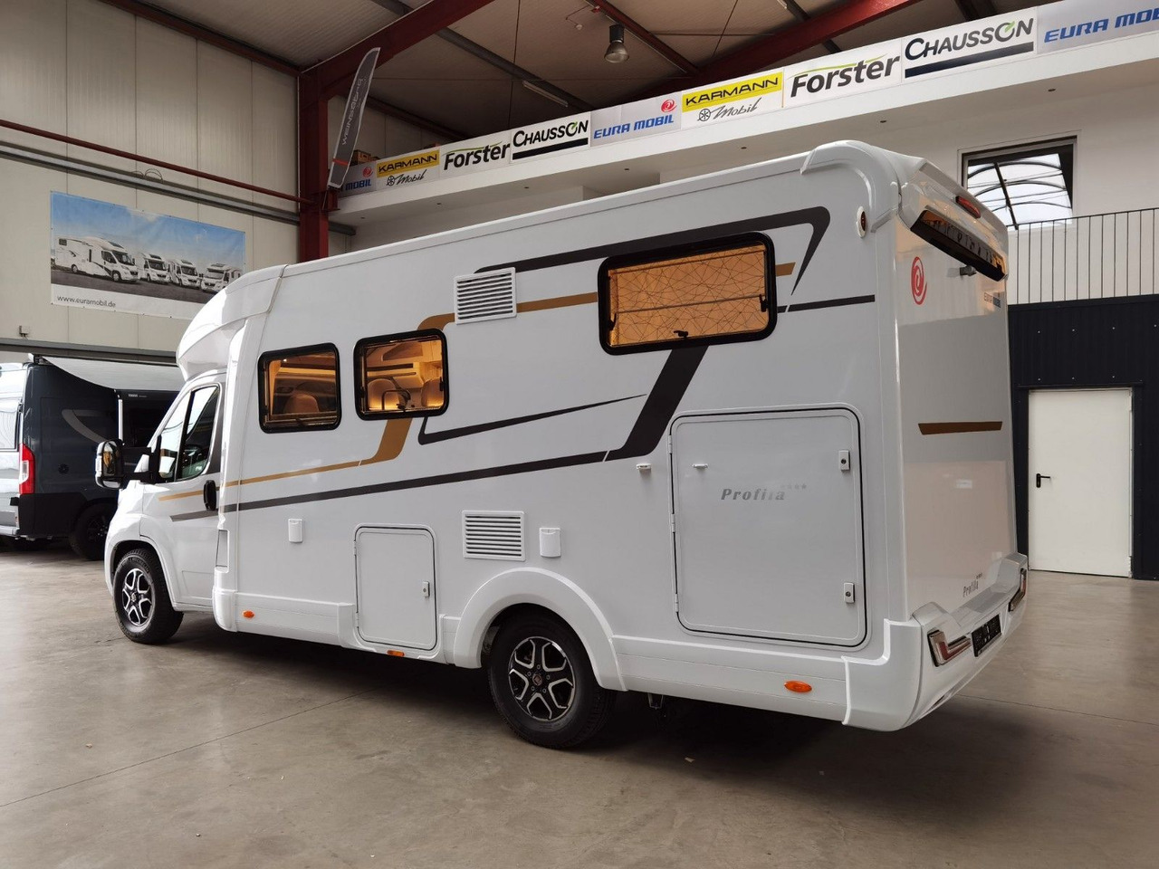 Eura Mobil PROFILA T 695 EB /-2025-/ MONDIAL / EINZELBETTEN - Camping-car profilé: photos 5 Eura Mobil PROFILA T 695 EB /-2025-/ MONDIAL / EINZELBETTEN - Camping-car profilé: photos 5
