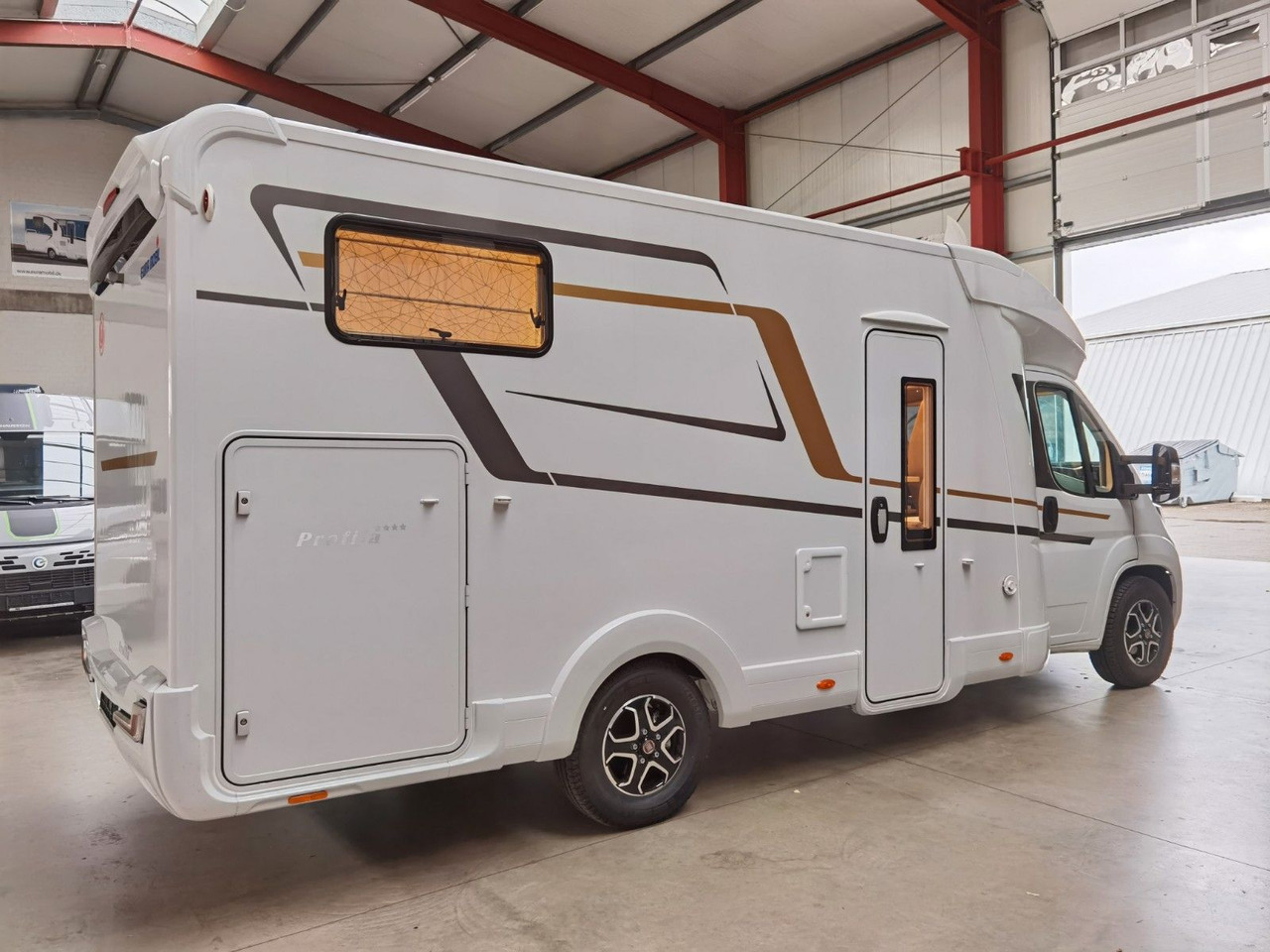 Eura Mobil PROFILA T 695 EB /-2025-/ MONDIAL / EINZELBETTEN - Camping-car profilé: photos 4 Eura Mobil PROFILA T 695 EB /-2025-/ MONDIAL / EINZELBETTEN - Camping-car profilé: photos 4