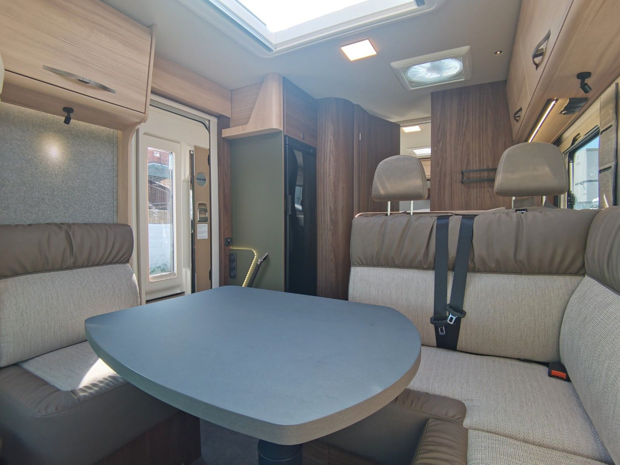 Camping-car profilé Eura Mobil PROFILA T 726 EB - MODELL 2025 -MONDIAL PLUS & S: photos 14 Camping-car profilé Eura Mobil PROFILA T 726 EB - MODELL 2025 -MONDIAL PLUS & S: photos 14