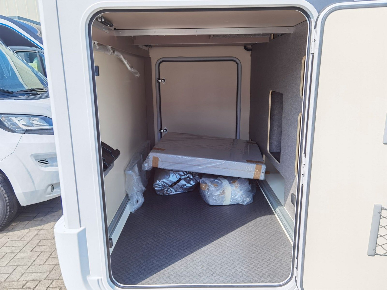 Camping-car profilé Eura Mobil PROFILA T 726 EB - MODELL 2025 -MONDIAL PLUS & S: photos 12 Camping-car profilé Eura Mobil PROFILA T 726 EB - MODELL 2025 -MONDIAL PLUS & S: photos 12