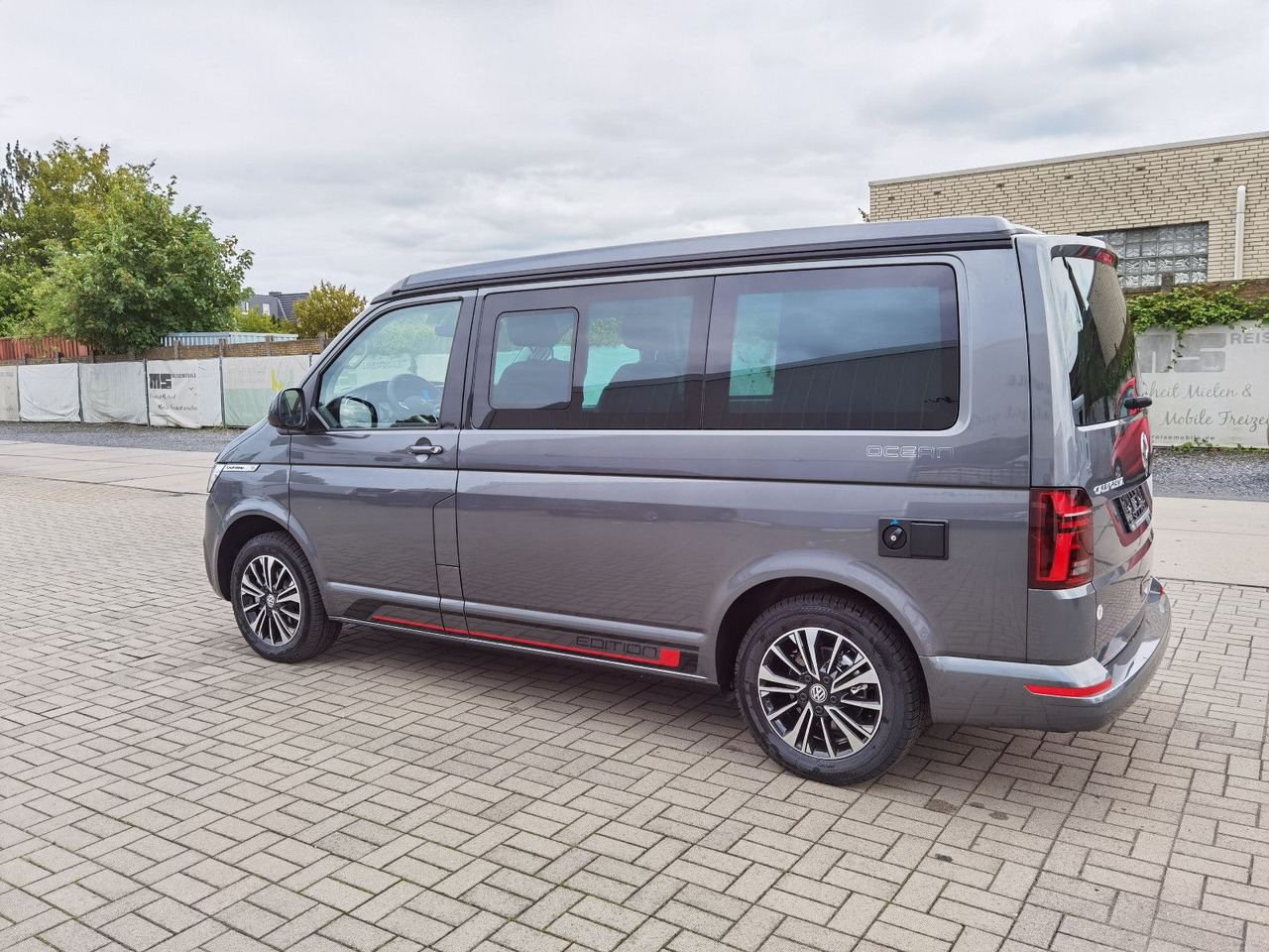 Volkswagen T6.1 CALIFORNIA OCEAN EDITION / DSG / NAVI / ACC - Fourgon aménagé: photos 5 Volkswagen T6.1 CALIFORNIA OCEAN EDITION / DSG / NAVI / ACC - Fourgon aménagé: photos 5