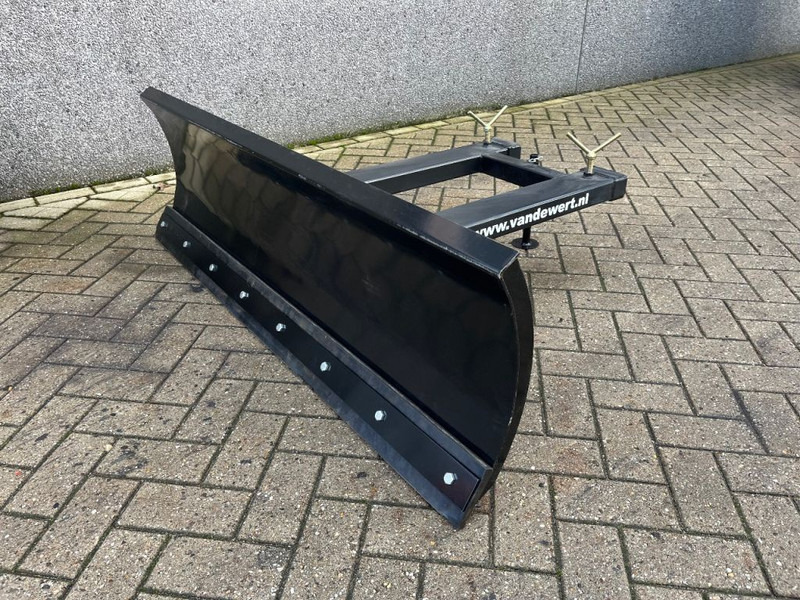 Engins de chantier Wertcon VERSTELBARE SNEEUWSCHUIF heftruck loader shovel 150cm: photos 15