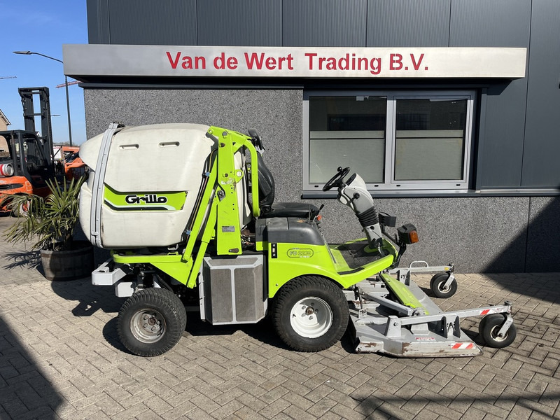 Grillo FD 2200 Grasmaaier frontmaaier GRILLO FD 2200 DIESEL 160cm YANMAR DIESEL 4x4 opvang/hoogkiep 2013 - Motofaucheuse: photos 5 Grillo FD 2200 Grasmaaier frontmaaier GRILLO FD 2200 DIESEL 160cm YANMAR DIESEL 4x4 opvang/hoogkiep 2013 - Motofaucheuse: photos 5