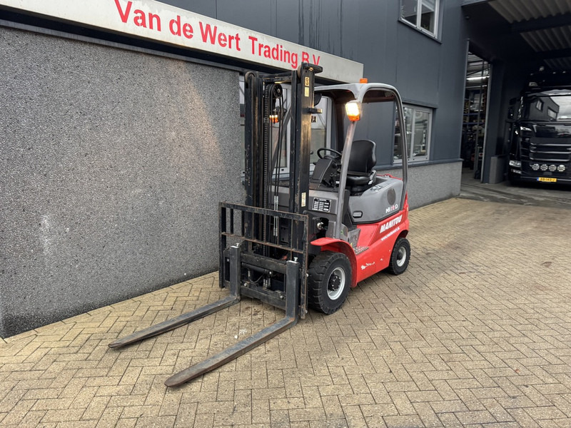 Manitou MI18D Duplo 330 Sideshift Diesel 2016 - Chariot élévateur diesel: photos 2 Manitou MI18D Duplo 330 Sideshift Diesel 2016 - Chariot élévateur diesel: photos 2