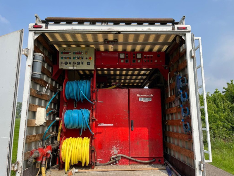 Mercedes-Benz Atego 816 bakwagen 2x hogedruk heet water pompen WATERKRACHT FOCS DIESEL 2008 - Camion fourgon: photos 3 Mercedes-Benz Atego 816 bakwagen 2x hogedruk heet water pompen WATERKRACHT FOCS DIESEL 2008 - Camion fourgon: photos 3