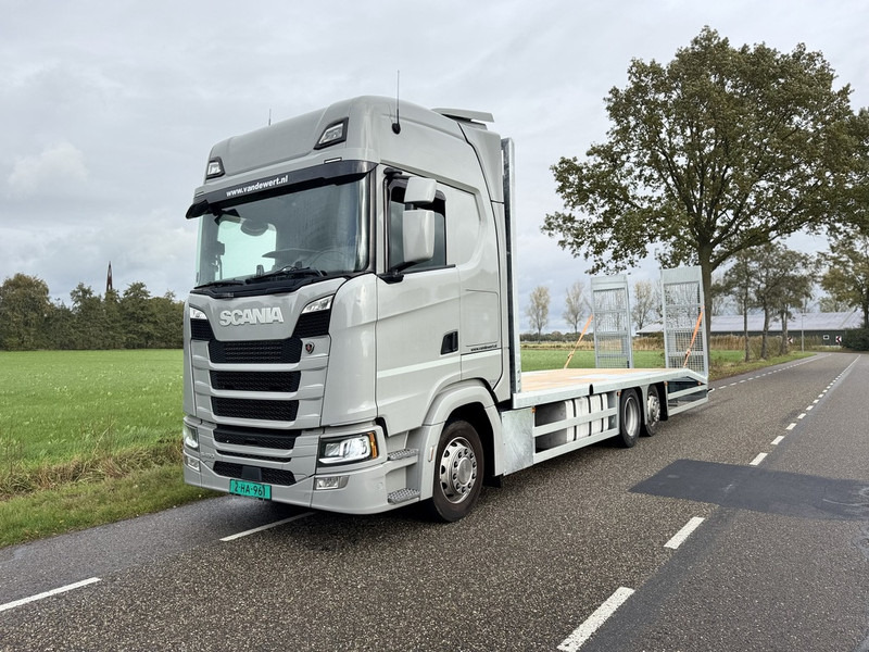Scania S450 NGS 6X2 Machine Transporter / Oprij Vrachtwagen Euro 6 Automaat - Full Air - 2019 - APK 11-26 - Camion porte-voitures: photos 1 Scania S450 NGS 6X2 Machine Transporter / Oprij Vrachtwagen Euro 6 Automaat - Full Air - 2019 - APK 11-26 - Camion porte-voitures: photos 1
