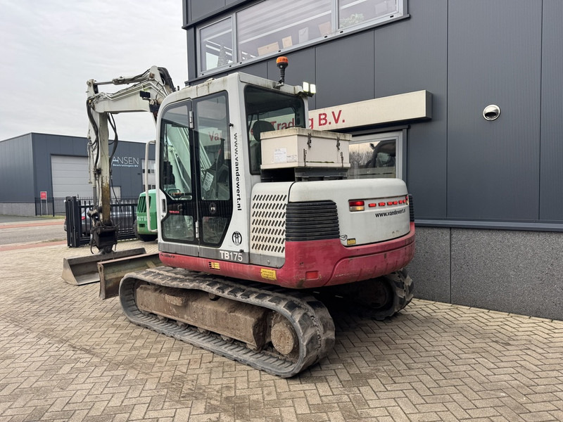 Takeuchi TB175 Graafmachine Rups 2008 Yanmar Diesel inclusief 5 bakken + palletvork - Pelle sur chenille: photos 4 Takeuchi TB175 Graafmachine Rups 2008 Yanmar Diesel inclusief 5 bakken + palletvork - Pelle sur chenille: photos 4