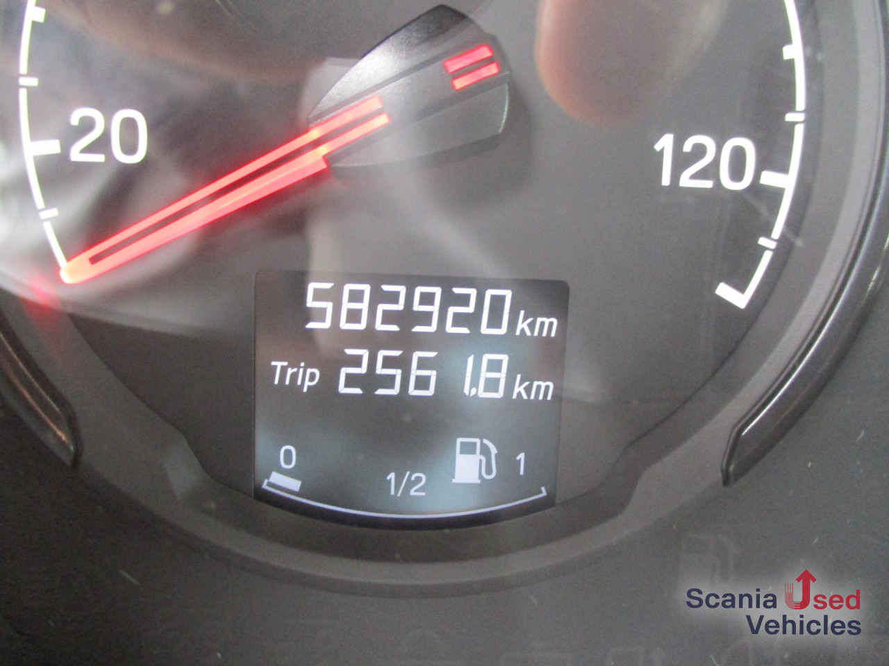 SCANIA R 450 A4x2NA - Tracteur routier: photos 4 SCANIA R 450 A4x2NA - Tracteur routier: photos 4