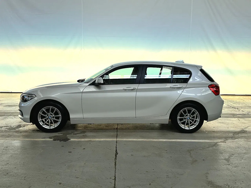 BMW 1-serie EURO 6B - Berline: photos 2 BMW 1-serie EURO 6B - Berline: photos 2
