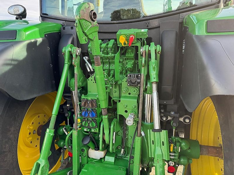 John Deere 6R130 AP 50KM + VOORLADER 2023 895 UUR STEEKASSEN!!! - Tracteur agricole: photos 4 John Deere 6R130 AP 50KM + VOORLADER 2023 895 UUR STEEKASSEN!!! - Tracteur agricole: photos 4