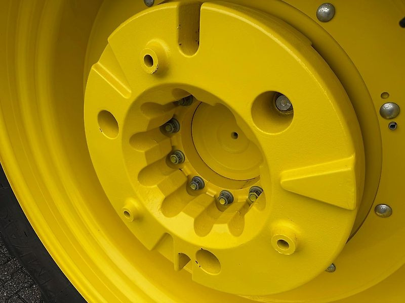 John Deere 6R195 AP 50KM COMMAND-PRO G5-PLUS 2024 570 UUR!!! - Tracteur agricole: photos 5 John Deere 6R195 AP 50KM COMMAND-PRO G5-PLUS 2024 570 UUR!!! - Tracteur agricole: photos 5