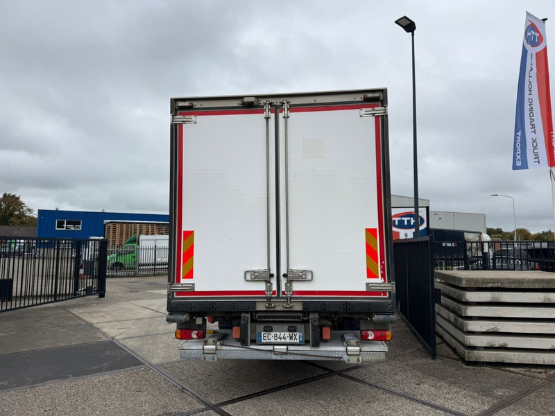 Renault D210.14 Frigobox Multitemp + Taillift THERMO KING T800R - Camion frigorifique: photos 4 Renault D210.14 Frigobox Multitemp + Taillift THERMO KING T800R - Camion frigorifique: photos 4