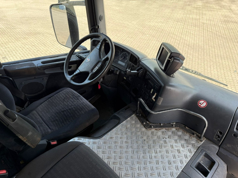 Scania P 230 DB 6X2/4 HNB NL Truck 327.000 km - crédit-bail Scania P 230 DB 6X2/4 HNB NL Truck 327.000 km: photos 12
