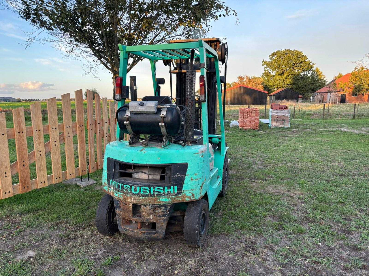 1997 MITSUBISHI FG20 - FORKLIFT - Chariot élévateur: photos 3 1997 MITSUBISHI FG20 - FORKLIFT - Chariot élévateur: photos 3