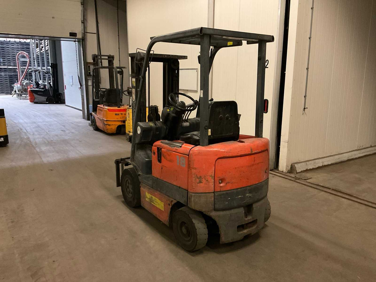 1998 TOYOTA 6FB18 FORKLIFT - Chariot élévateur: photos 2 1998 TOYOTA 6FB18 FORKLIFT - Chariot élévateur: photos 2