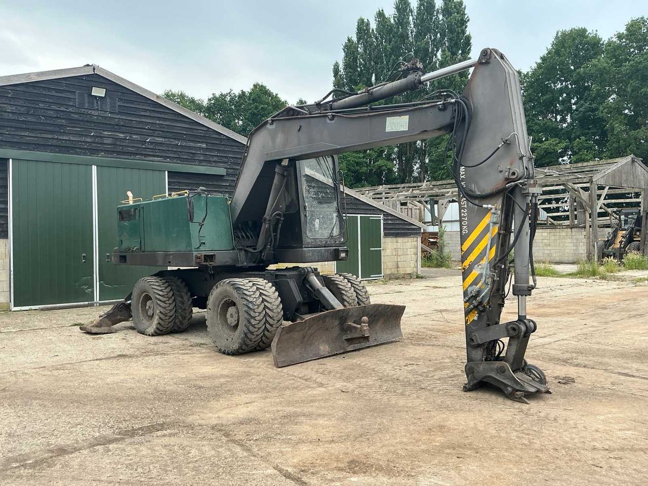 1998 VOLVO EW200 WHEELED EXCAVATOR - Pelle sur pneus: photos 3 1998 VOLVO EW200 WHEELED EXCAVATOR - Pelle sur pneus: photos 3