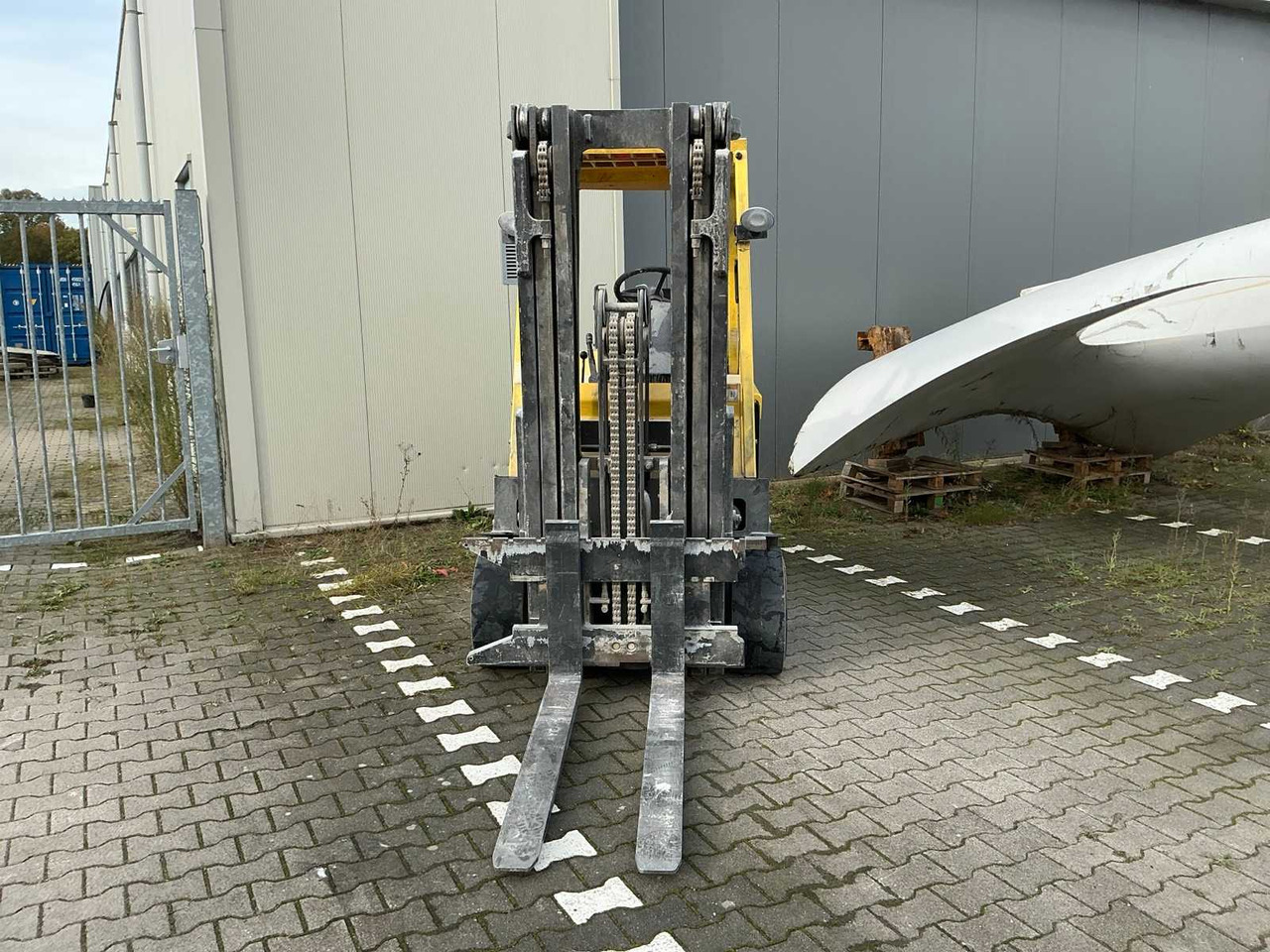 1999 HYSTER E3.50XL FORKLIFT TRUCK - Chariot élévateur: photos 3 1999 HYSTER E3.50XL FORKLIFT TRUCK - Chariot élévateur: photos 3