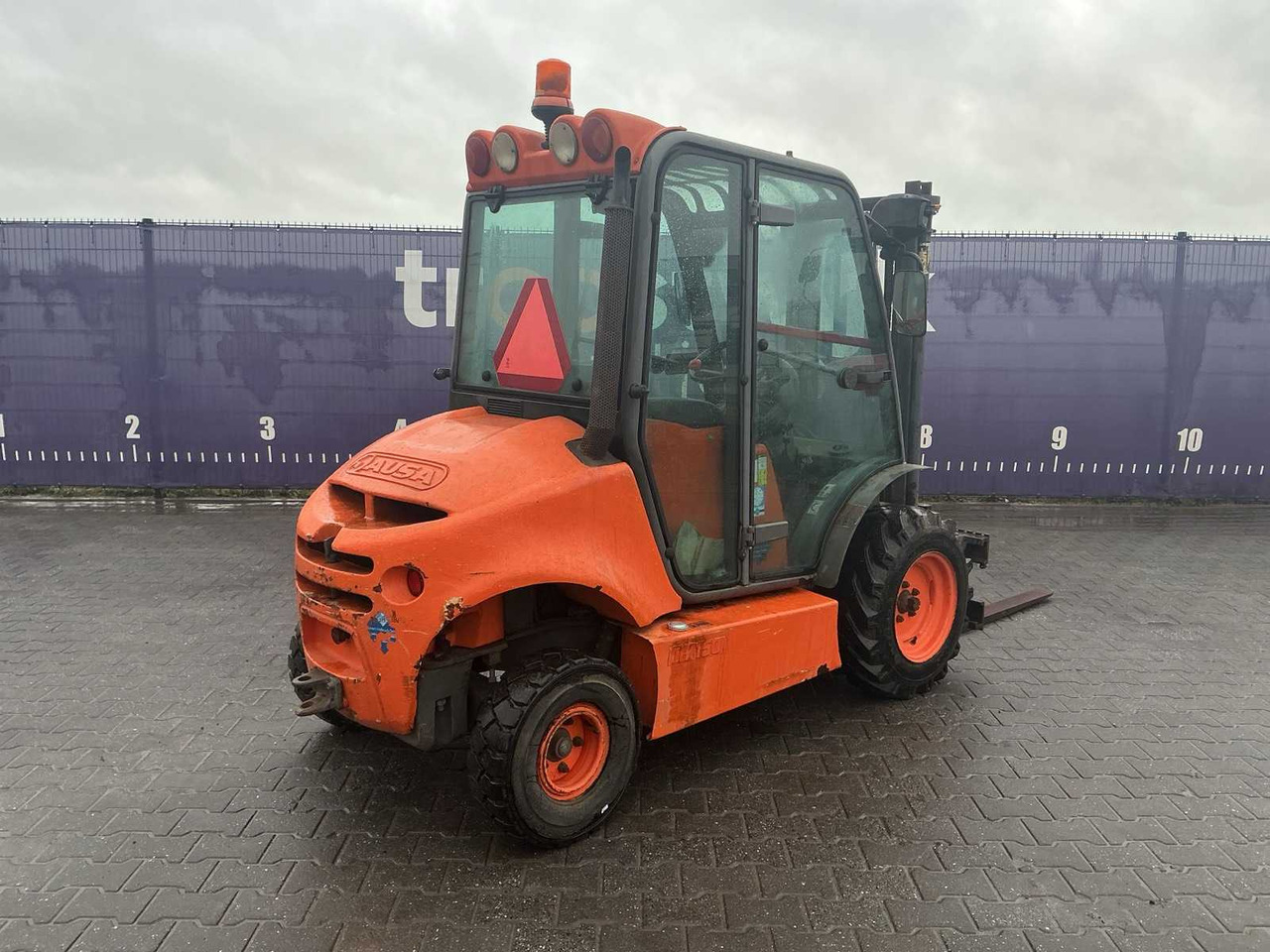 2001 AUSA CH150 ROUGH TERRAIN FORKLIFT - Chariot élévateur: photos 4 2001 AUSA CH150 ROUGH TERRAIN FORKLIFT - Chariot élévateur: photos 4