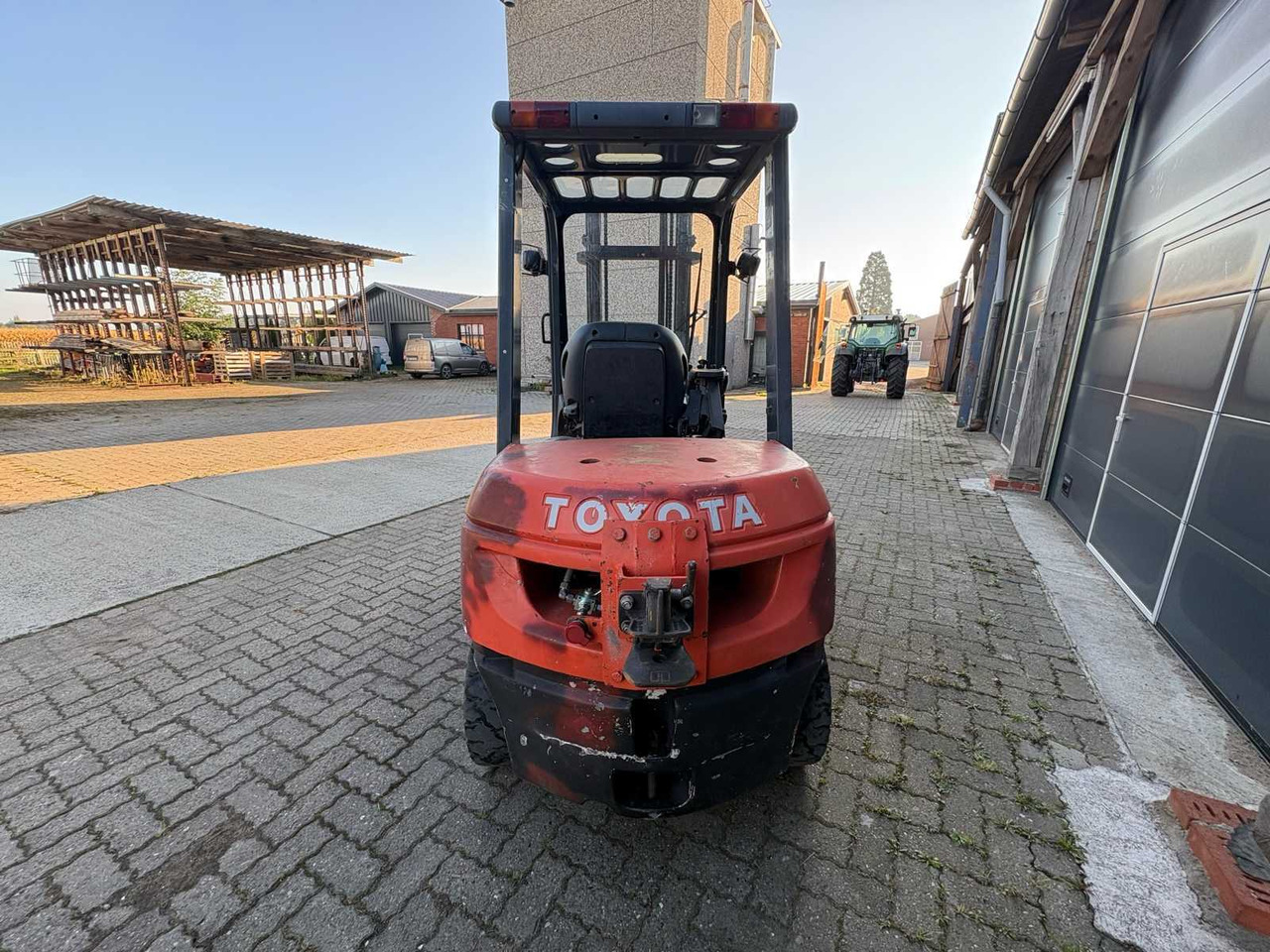 2007 TOYOTA 02-8FDF30 FORKLIFT - Chariot élévateur: photos 4 2007 TOYOTA 02-8FDF30 FORKLIFT - Chariot élévateur: photos 4