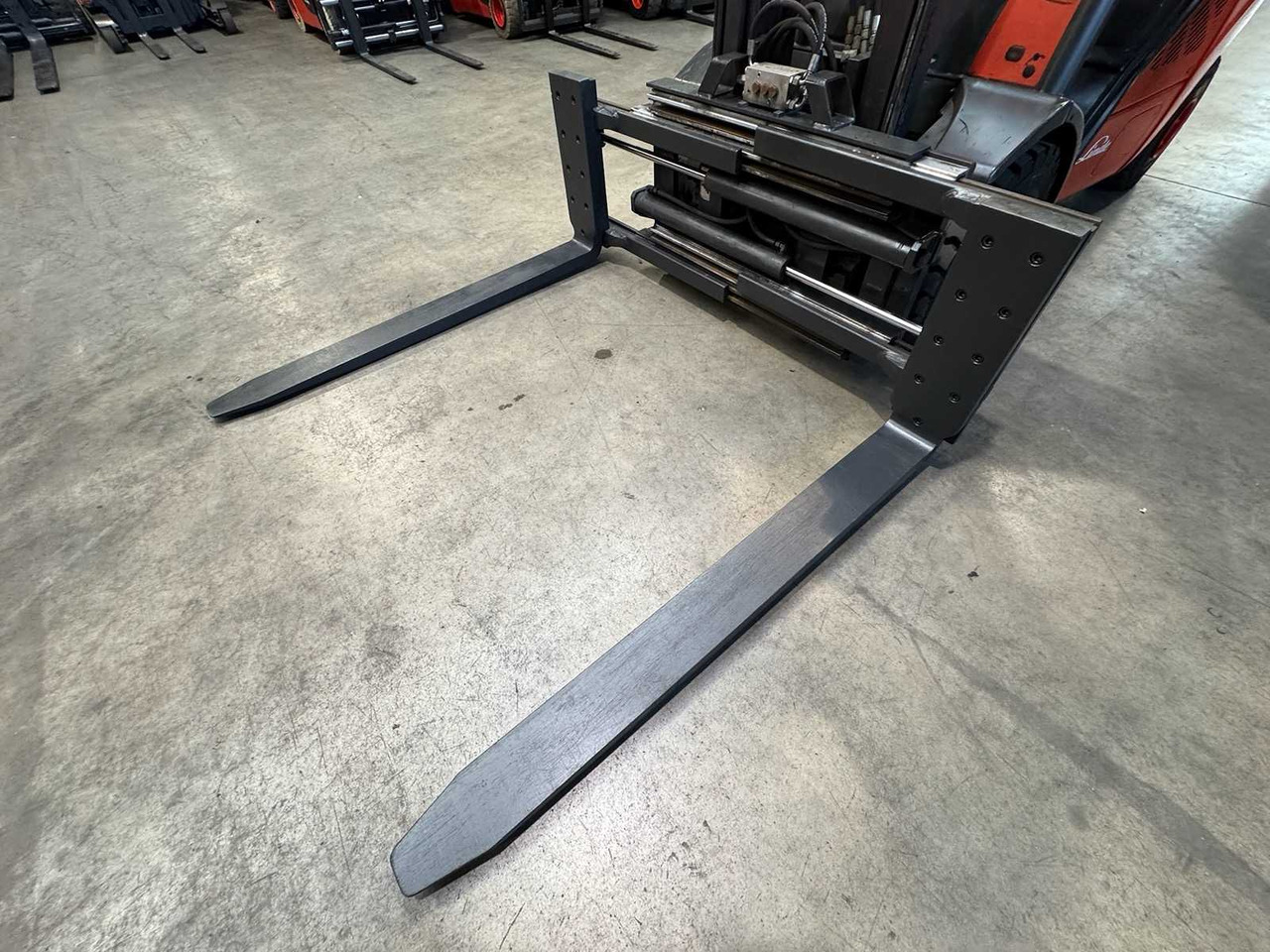 2008 SERVICE + UVV 01/2026 LINDE H35T 3.500KG 3.+4. VALVE WIDER 148CM FORK ADJUSTER GAS FORKLIFT FORKLIFT 10.543 HOURS - Chariot élévateur: photos 3 2008 SERVICE + UVV 01/2026 LINDE H35T 3.500KG 3.+4. VALVE WIDER 148CM FORK ADJUSTER GAS FORKLIFT FORKLIFT 10.543 HOURS - Chariot élévateur: photos 3