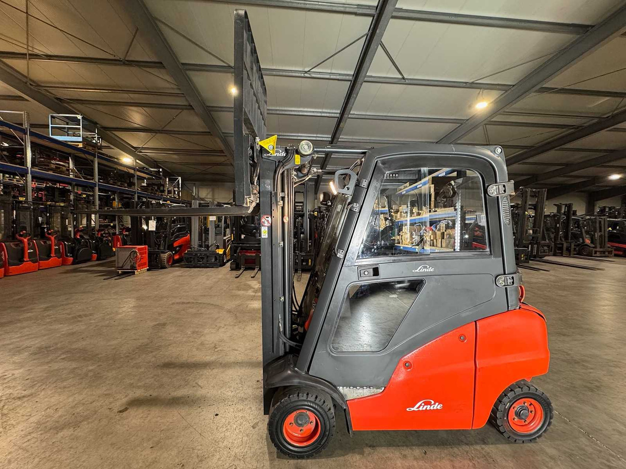 2008 SERVICE + UVV 10/2026 LINDE H20T 2,000KG TRIPLEX GAS FORKLIFT FORKLIFT 11,735 HOURS - Chariot élévateur: photos 2 2008 SERVICE + UVV 10/2026 LINDE H20T 2,000KG TRIPLEX GAS FORKLIFT FORKLIFT 11,735 HOURS - Chariot élévateur: photos 2