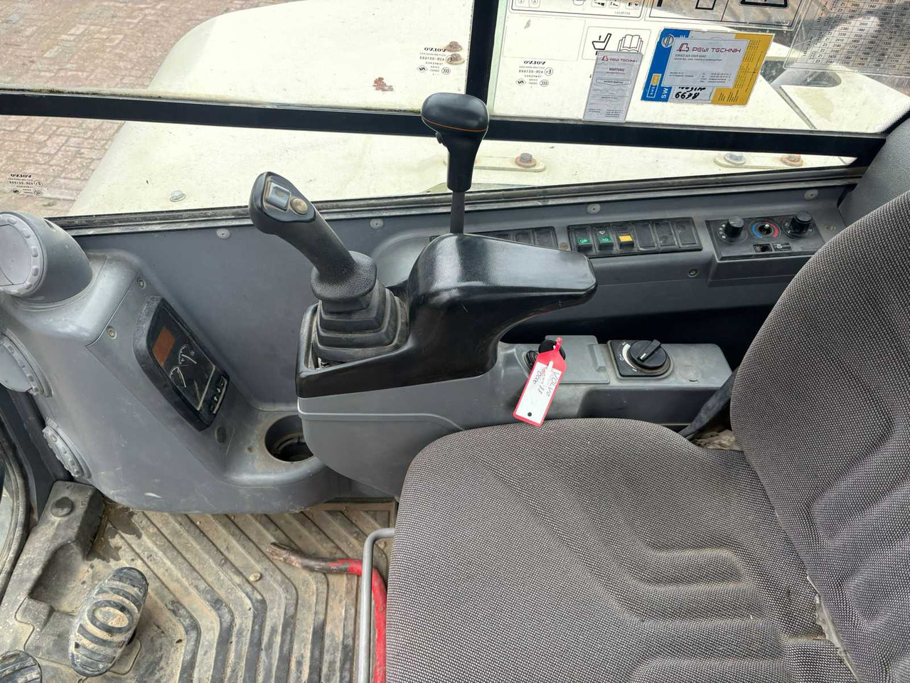 Pelle 2012 VOLVO ECR88 MIDI EXCAVATOR: photos 7