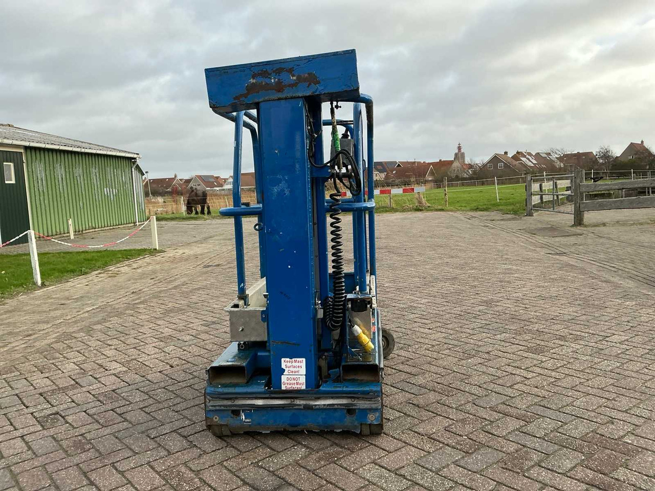 2016 JLG NANO SP AERIAL PLATFORM - Nacelle: photos 3 2016 JLG NANO SP AERIAL PLATFORM - Nacelle: photos 3