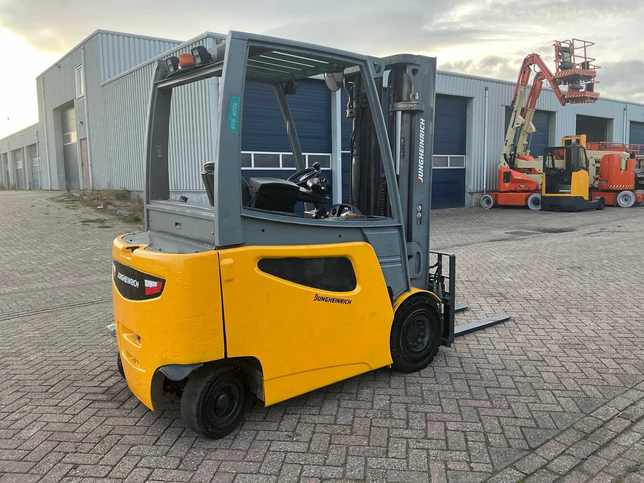 2017 JUNGHEINRICH EFG 425K FORKLIFT - Chariot élévateur: photos 3 2017 JUNGHEINRICH EFG 425K FORKLIFT - Chariot élévateur: photos 3