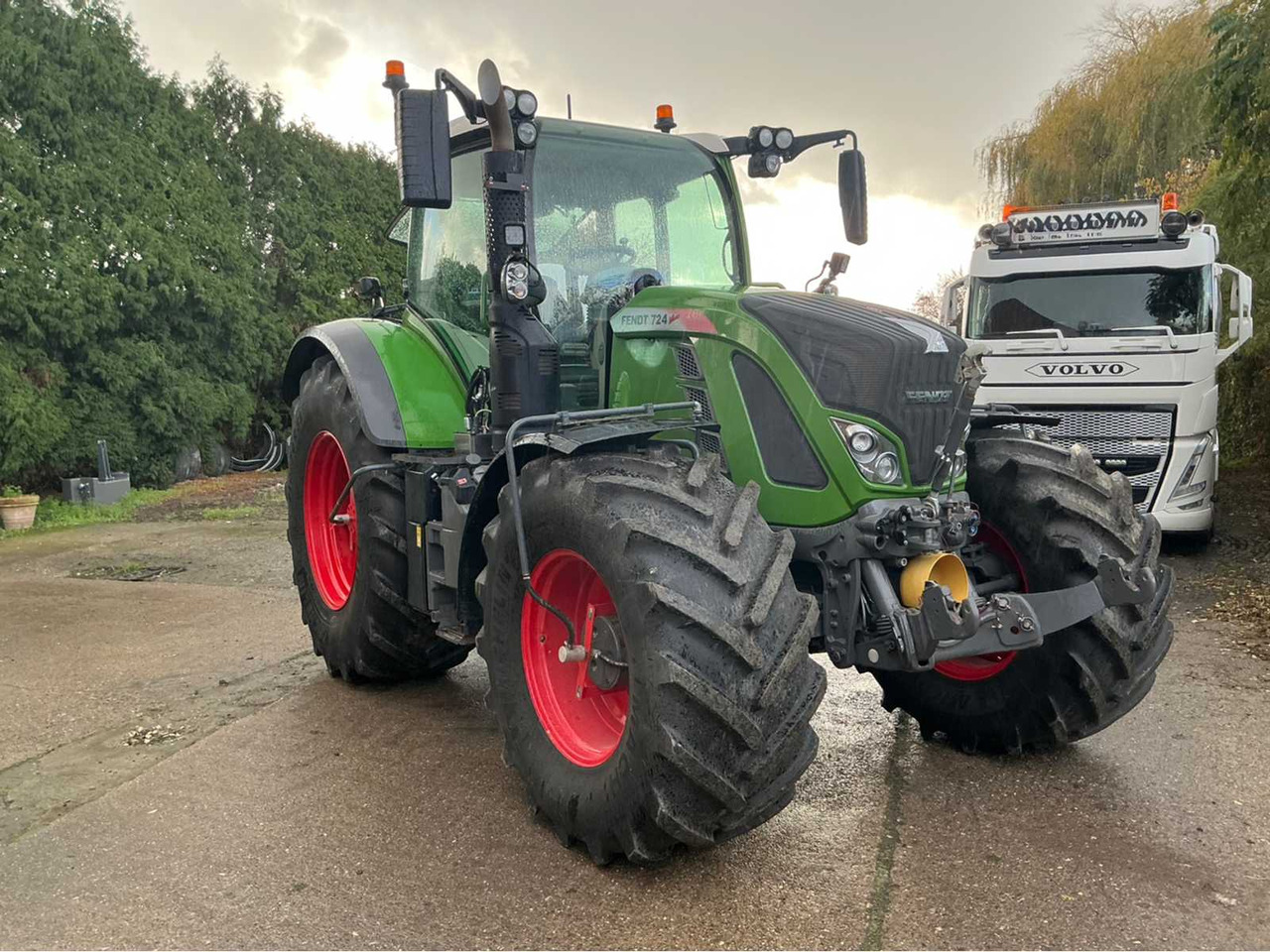 2018 FENDT 724 S4 PROFIPLUS - Tracteur agricole: photos 2 2018 FENDT 724 S4 PROFIPLUS - Tracteur agricole: photos 2