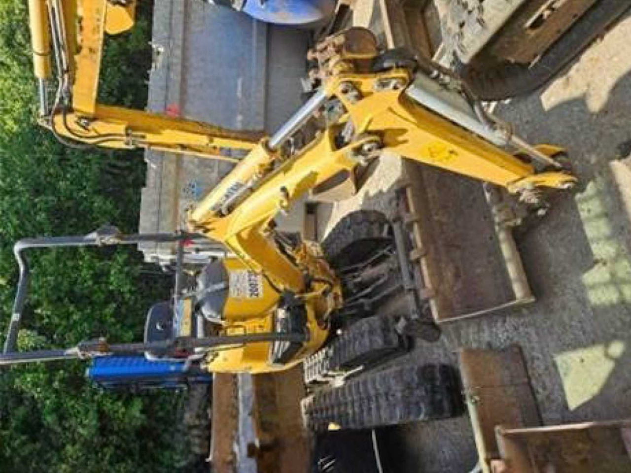 2020 KOMATSU PC09 MINI EXCAVATOR - Mini pelle: photos 2 2020 KOMATSU PC09 MINI EXCAVATOR - Mini pelle: photos 2