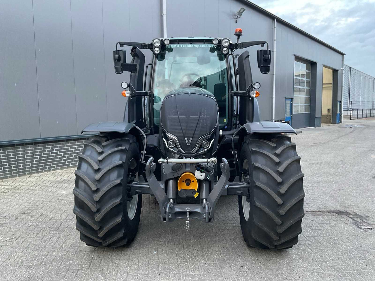 2022 VALTRA N155 ECOPOWER DIRECT SMARTTOUCH ALL-WHEEL DRIVE FARM TRACTOR - Tracteur agricole: photos 3 2022 VALTRA N155 ECOPOWER DIRECT SMARTTOUCH ALL-WHEEL DRIVE FARM TRACTOR - Tracteur agricole: photos 3