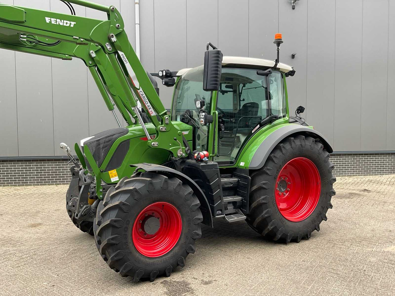 2023 FENDT 314 VARIO PROFI+ ALL-WHEEL DRIVE FARM TRACTOR - Tracteur agricole: photos 2 2023 FENDT 314 VARIO PROFI+ ALL-WHEEL DRIVE FARM TRACTOR - Tracteur agricole: photos 2