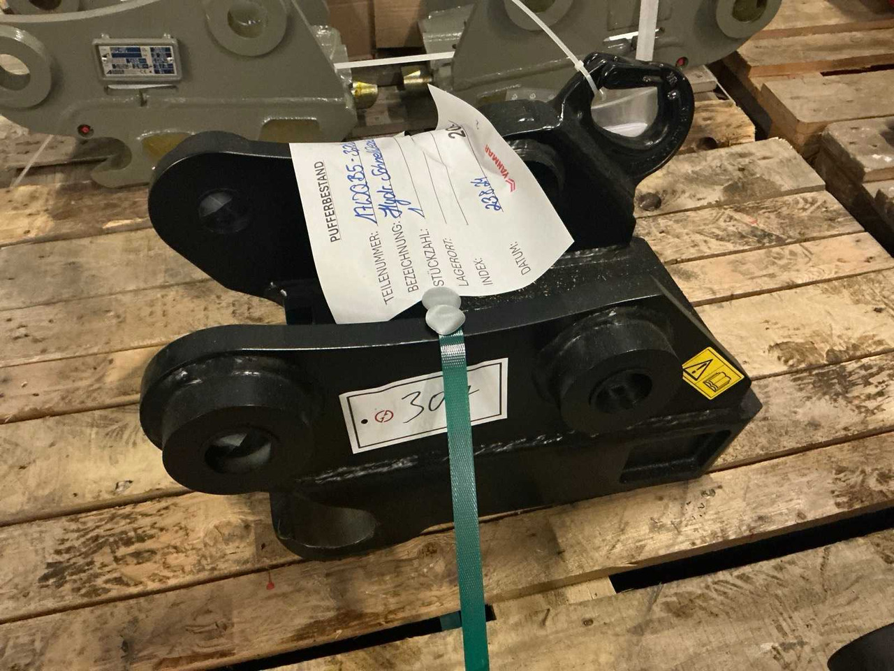 2024 YANMAR QUICK COUPLER, HYDR. - Chargeuse sur pneus: photos 1 2024 YANMAR QUICK COUPLER, HYDR. - Chargeuse sur pneus: photos 1