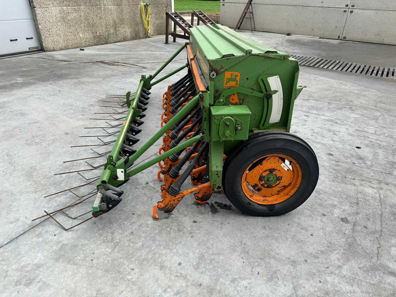 Amazone D8/30 SUPER - Semoir monograine: photos 4 Amazone D8/30 SUPER - Semoir monograine: photos 4