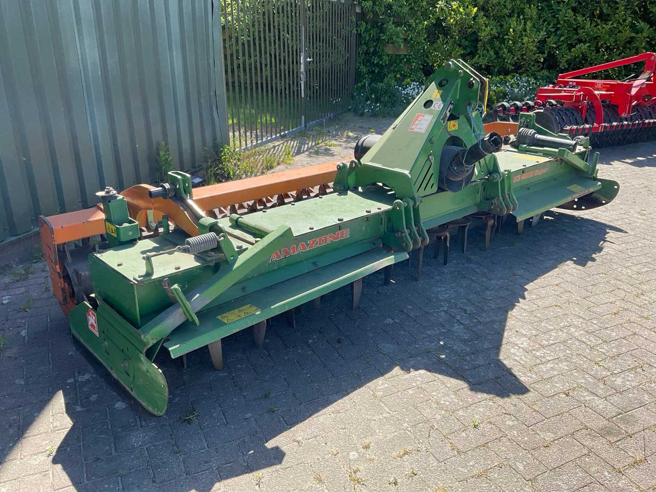 Amazone KE 4000 Super - Herse rotative: photos 4 Amazone KE 4000 Super - Herse rotative: photos 4