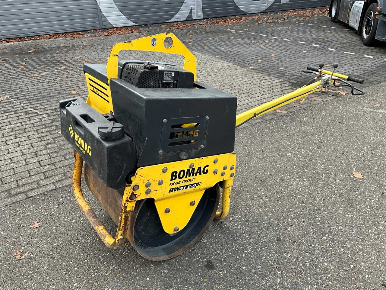 Bomag BW71E-2 - Compacteur à pieds de mouton/ Monocylindre: photos 1 Bomag BW71E-2 - Compacteur à pieds de mouton/ Monocylindre: photos 1