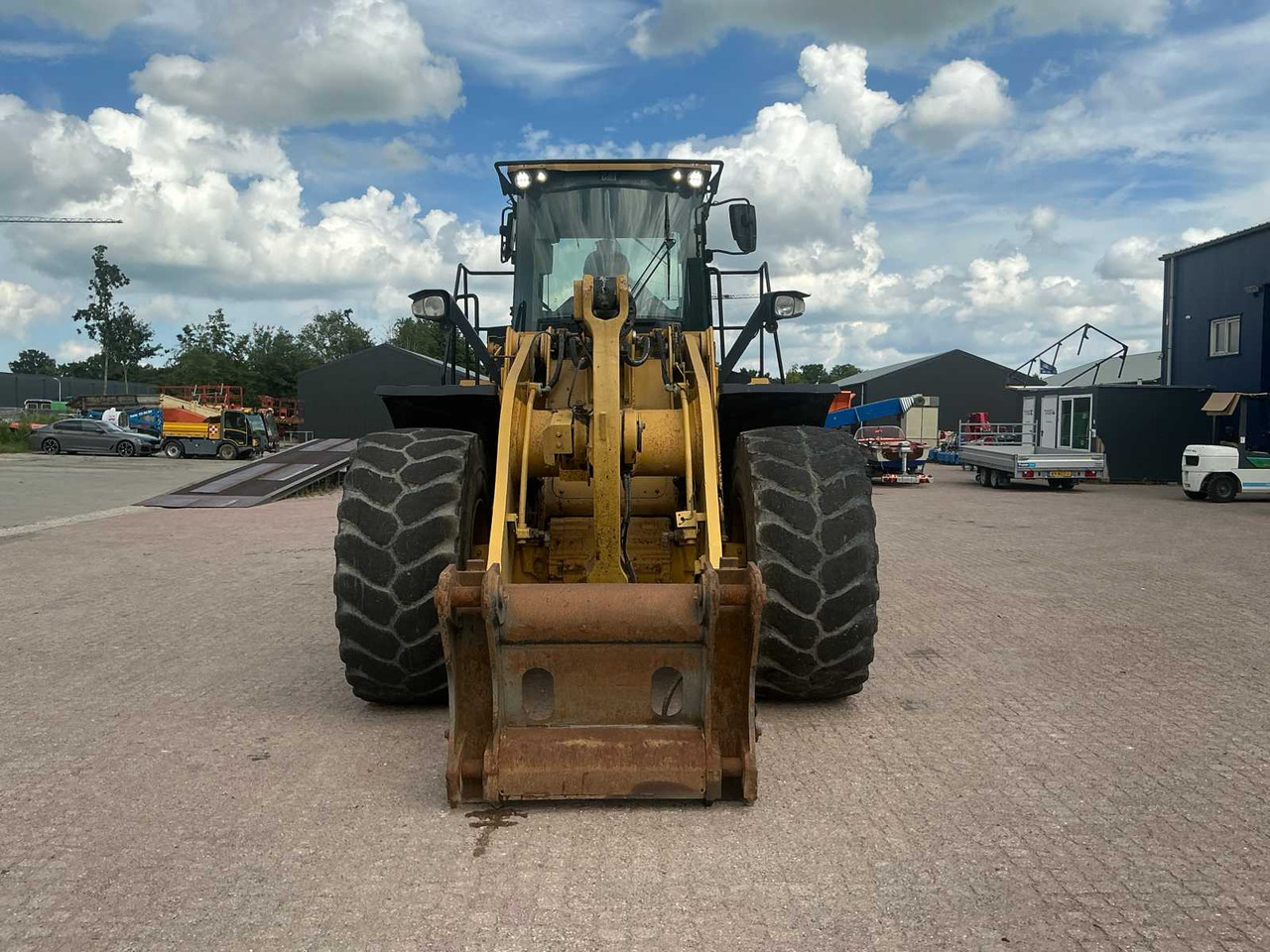 CAT / CATERPILLAR 972M XE WHEEL LOADER / SHOVEL - Chargeuse sur pneus: photos 3 CAT / CATERPILLAR 972M XE WHEEL LOADER / SHOVEL - Chargeuse sur pneus: photos 3