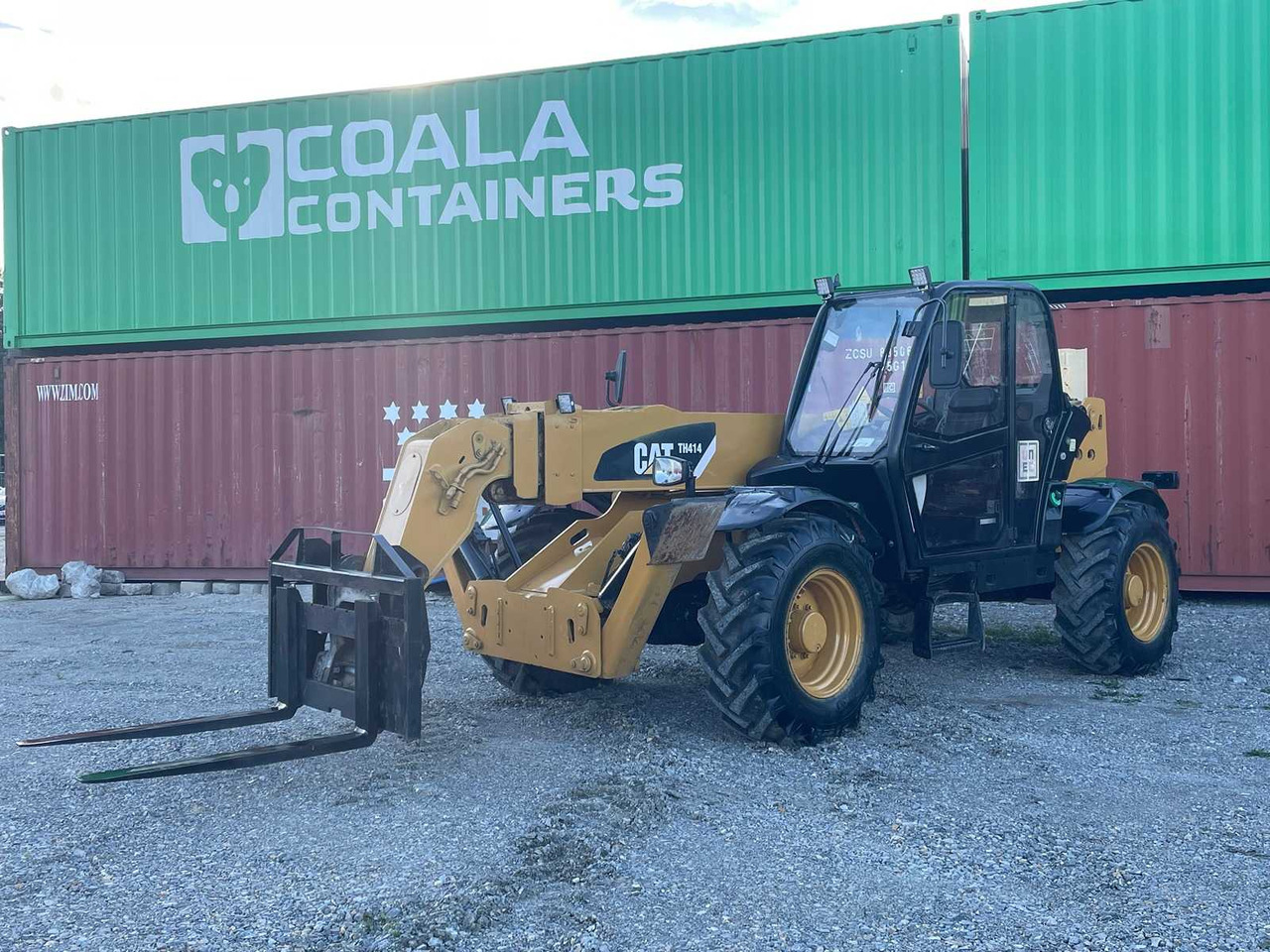 CATERPILLAR - TH414 - TELESCOPIC LOADER - 2013 - Chargeuse sur pneus: photos 4 CATERPILLAR - TH414 - TELESCOPIC LOADER - 2013 - Chargeuse sur pneus: photos 4