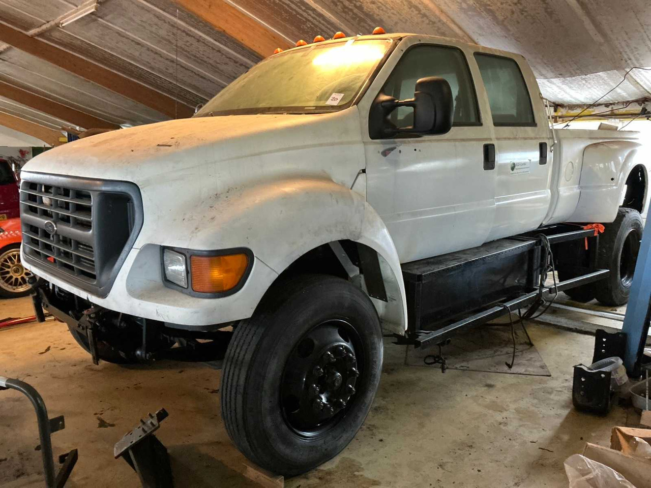 1999 FORD F-650 DUAL-CAB PICKUP TRUCK - Camion: photos 3 1999 FORD F-650 DUAL-CAB PICKUP TRUCK - Camion: photos 3