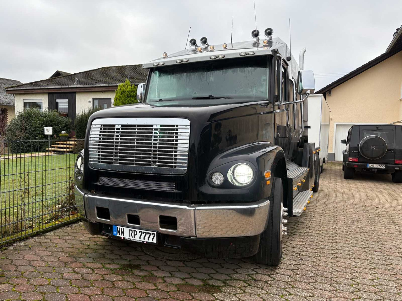 1999 FORD THX26MO – UNIQUE US SHOW TRUCK WITH LIVING SPACE CONVERSION - Camion: photos 4 1999 FORD THX26MO – UNIQUE US SHOW TRUCK WITH LIVING SPACE CONVERSION - Camion: photos 4